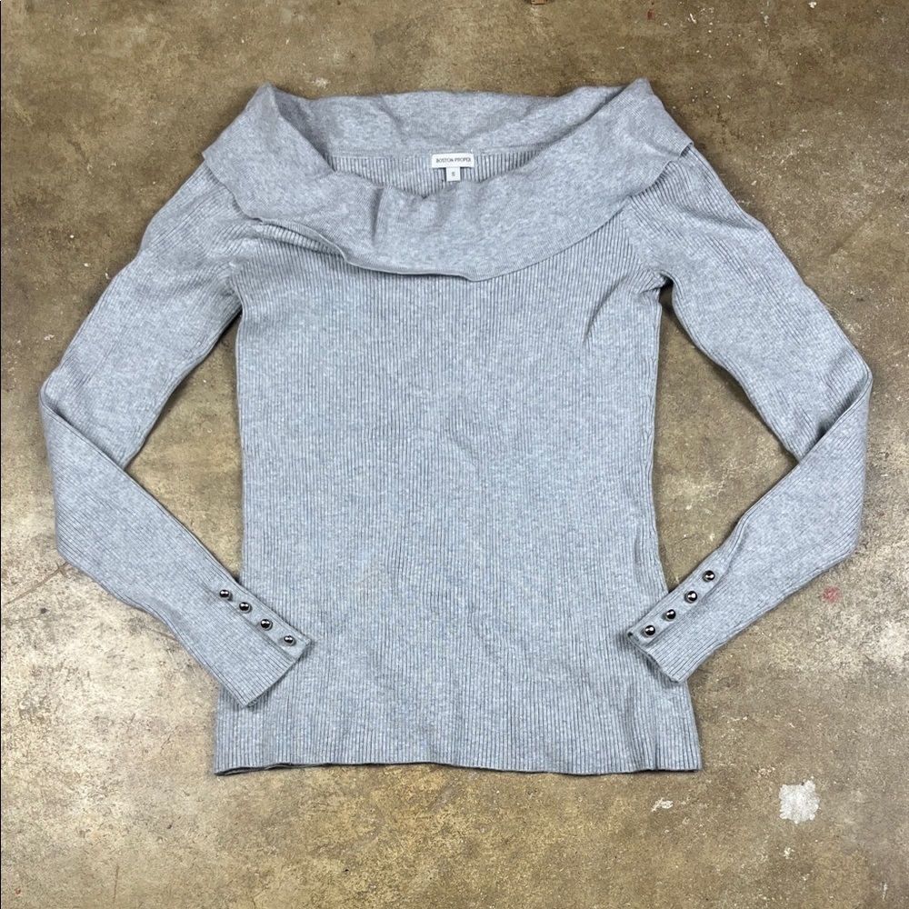 Boston Proper Off the shoulder ribbed top
Size: Small